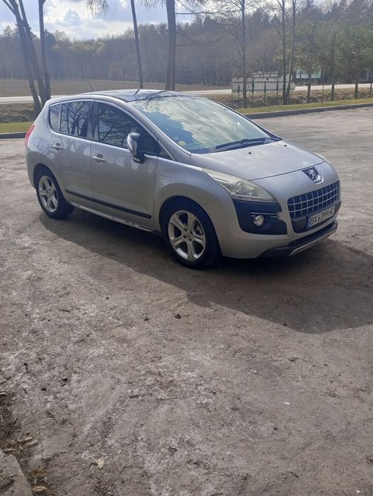 Peugeot 3008 дизель 1.6 2010 . 6900$