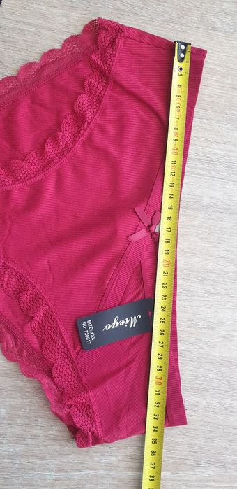 4×Damskie majtki figi z koronką 2XL