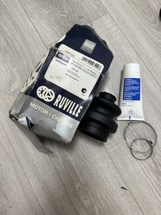 Пыльник шруса mercedes