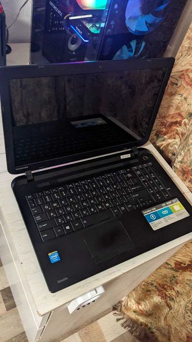 Ноутбук Toshiba Satellite C55-B5299
