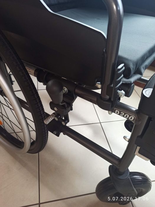 wózek inwalidzki VERMEIREN D200