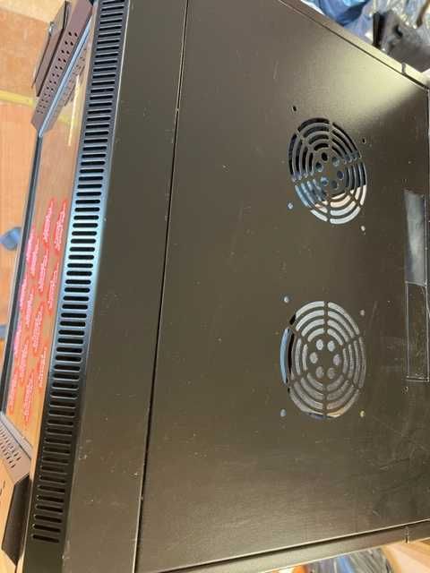 Szafa RACK serwerowa 60x50x40 wisząca