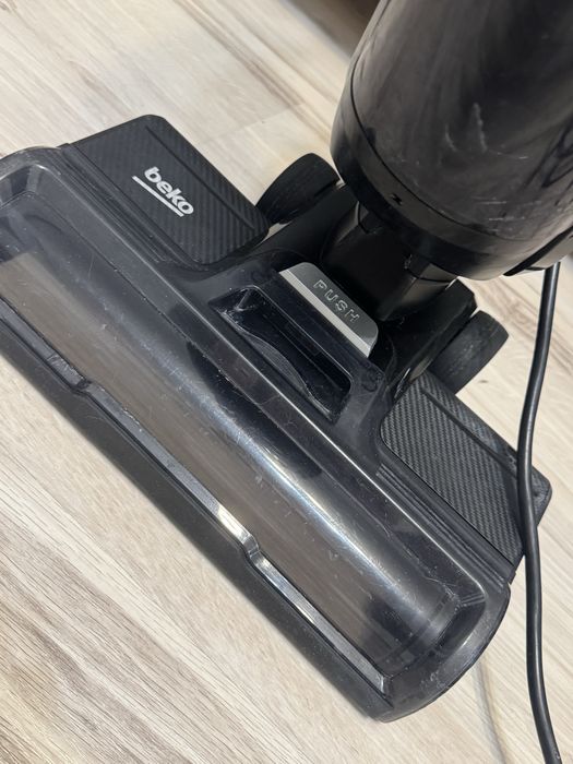 Odkurzacz pionowy mopujacy beko Vet&dry vcw 70340W