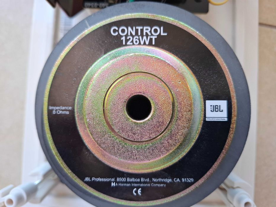 Głośnik ścienny JBL Control 126 WT (używany)