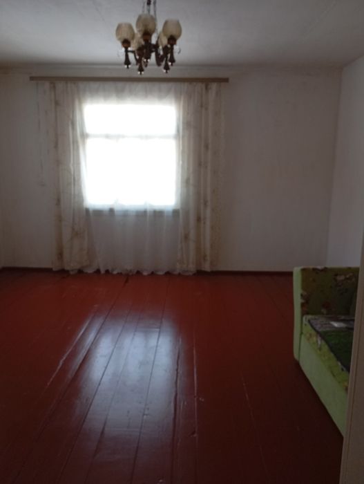 Продам будинок смт Головне