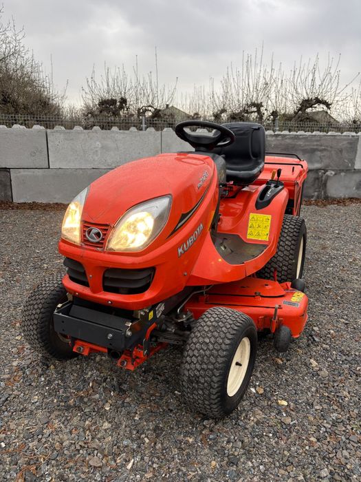 Kosiarka traktorek Kubota GR2120 4x4