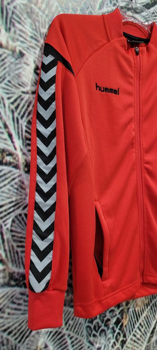 Czerwona bluza Hummel rozsuwana r. 164