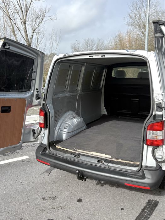 Volkswagen Transporter T5 2.0 tdi
