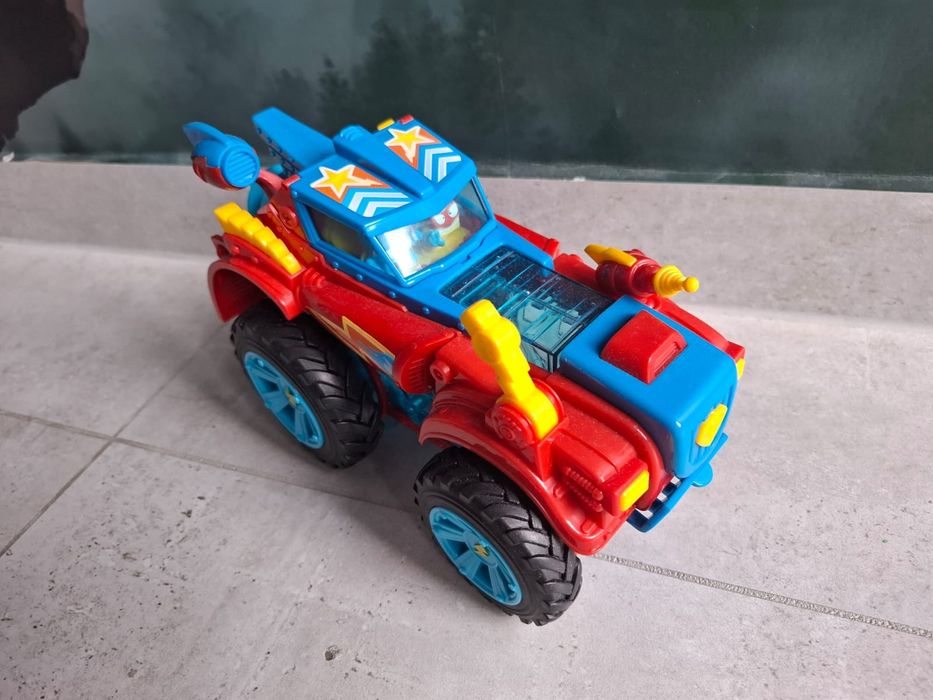 Super Things Zings Hero Monster Roller