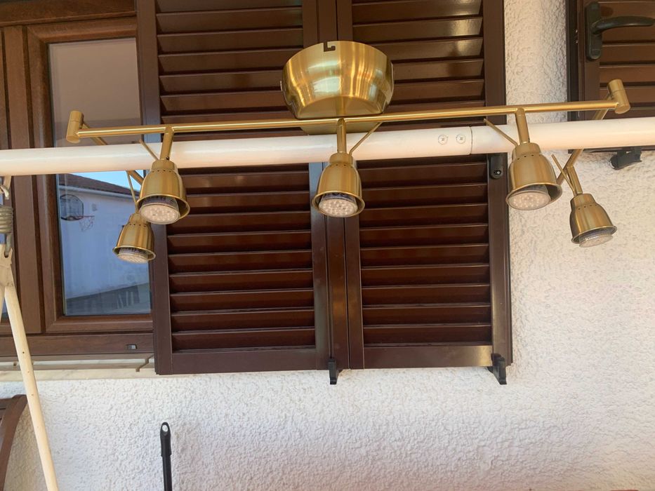 Bonito candeeiro para sala cor Bronze