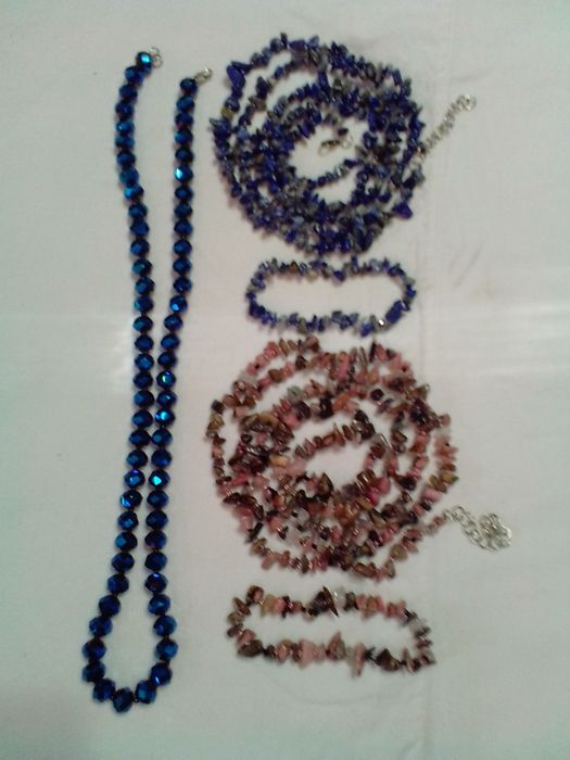 Прикраси з натурального каменю