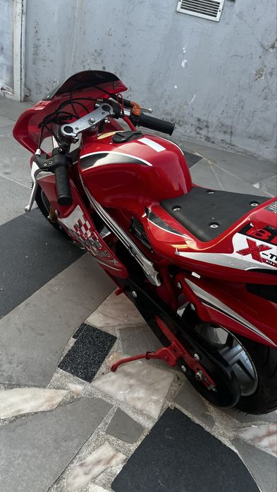 Minimoto de pista a gasolina