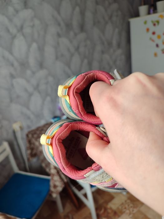 Кросівки дитячі Clarks 20 розмір