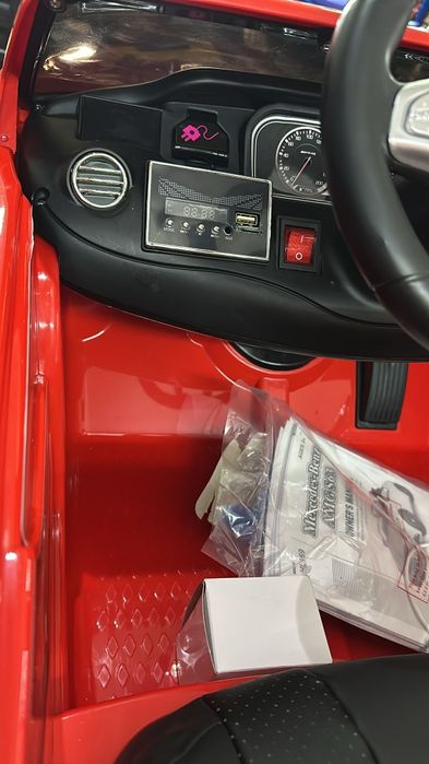 Mercedes S63 criança