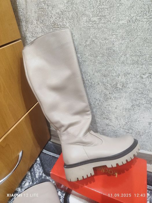 Продам сапожки труби натуральна шкіра розмір 39 на устілку 25см - 25,5