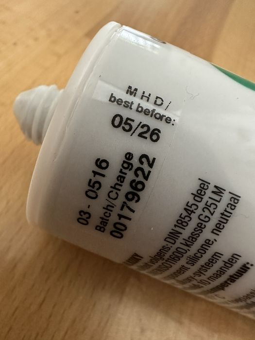Alkoxy 130, silikon- uszczelniacz + gratis