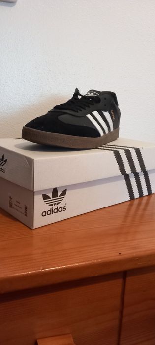 Adidas sambas pertas