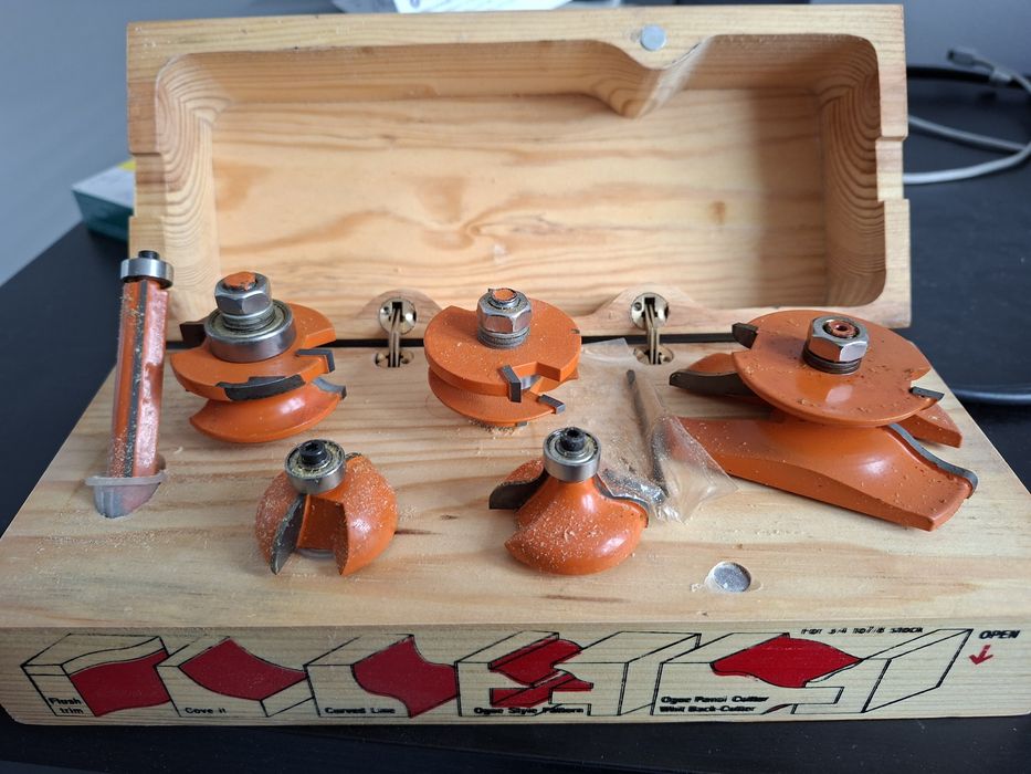 Frezy do drewna, zestaw 6 sztuk.