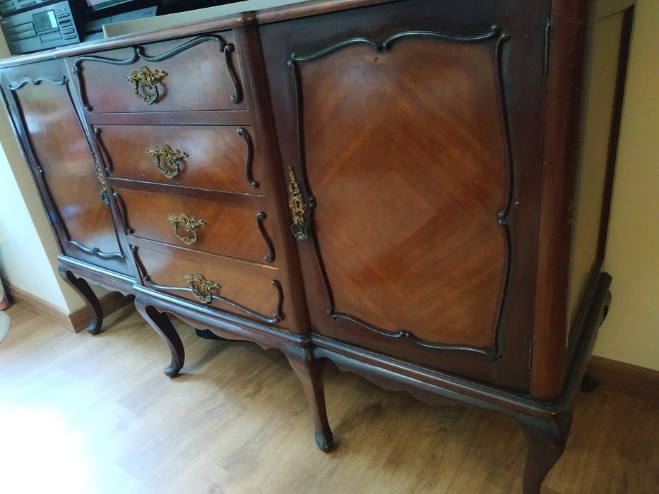 Aparador estilo Queen Negociável