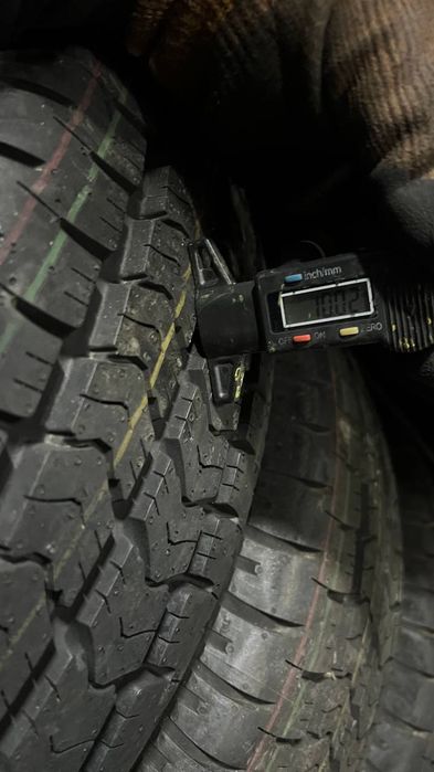 Нові 215 65 16C 109/107R Matador Maxilla