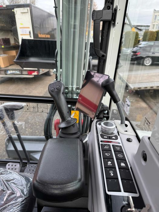 Minikoparka Takeuchi TB335R - 3.7 tony - wyprzedaż rocznika!