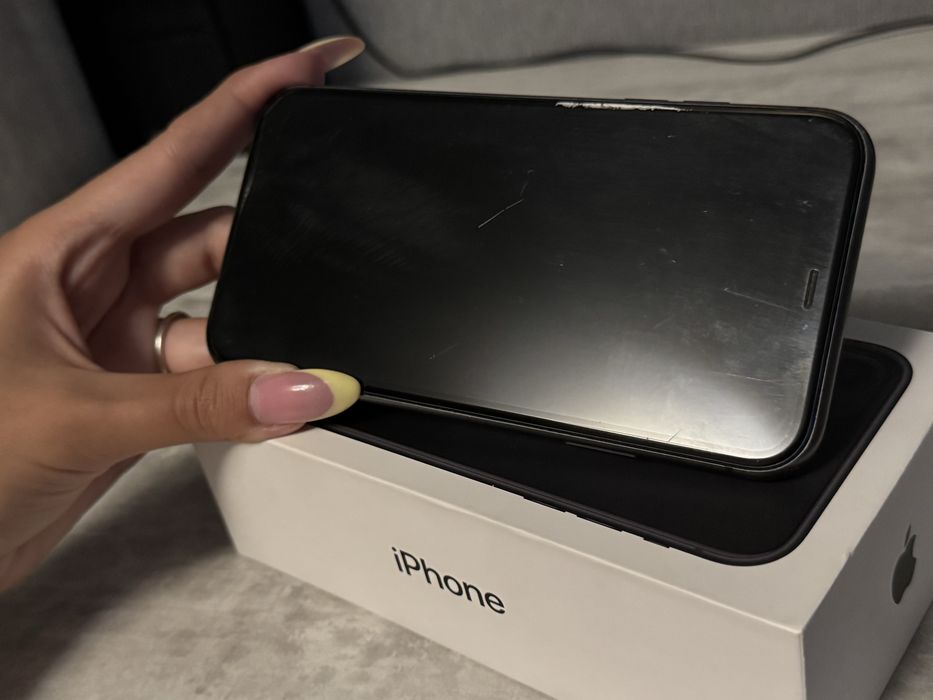 iPhone 11/Айфон 11 в хорошем состоянии