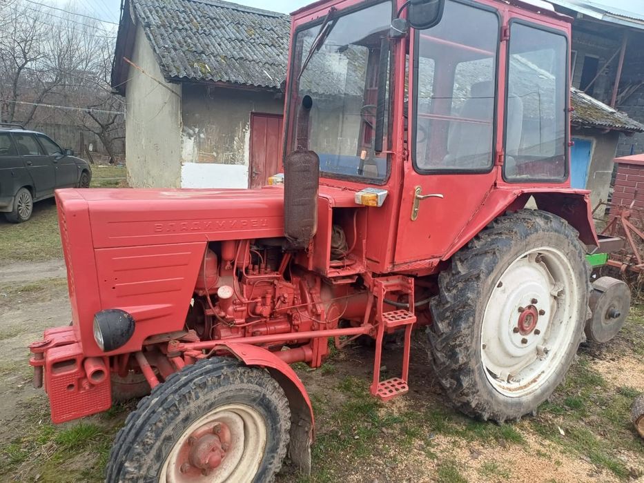 Продам трактор Т-25