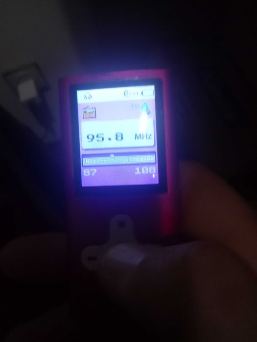 Mp4 bom estado pouco utilizado