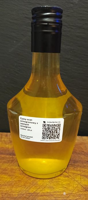 Żywy ocet winogronowy z jasnych winogron. 250 ml