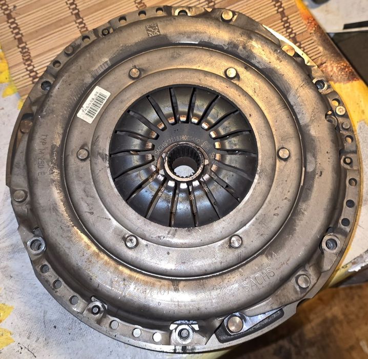 Sprzęgło komplet Opel Insignia