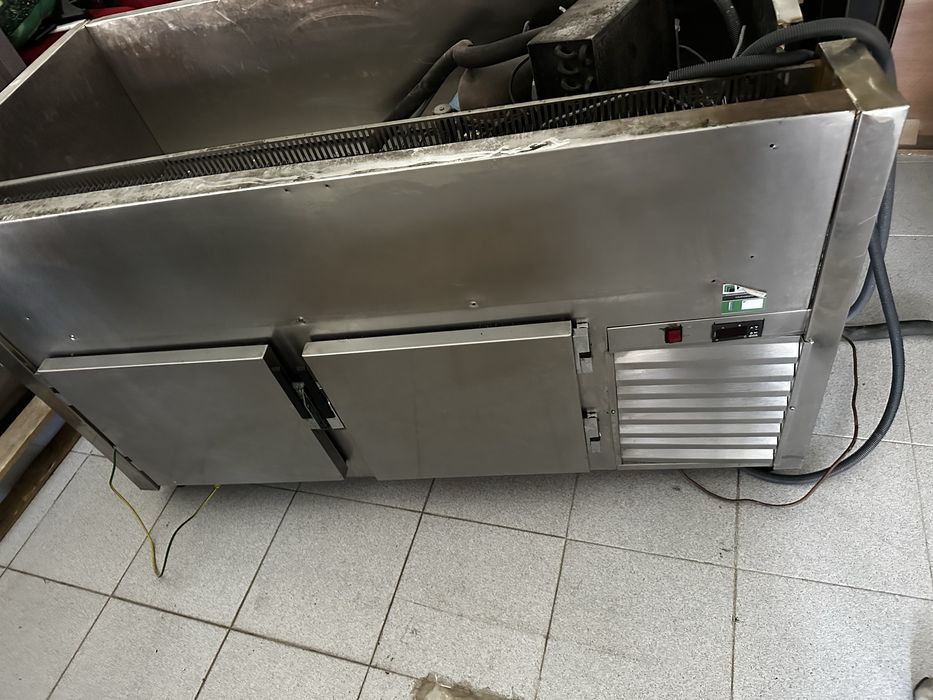 Balcão frigorifico de 2 portas com motor incluido