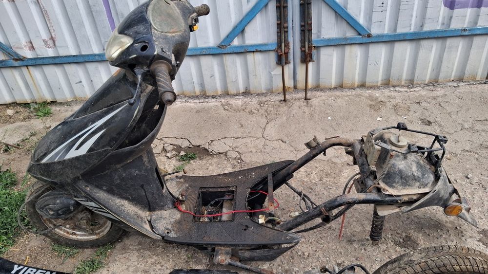 Скутер YIBEN 50cc