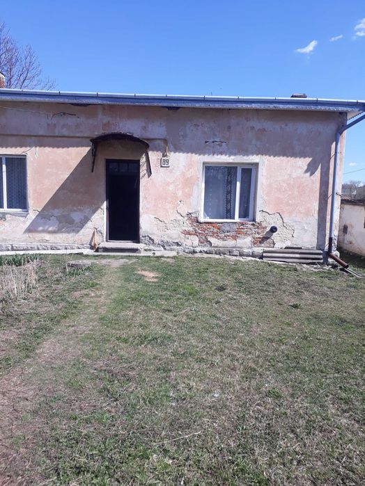 Продається 1.2 будинку смт. Товсте