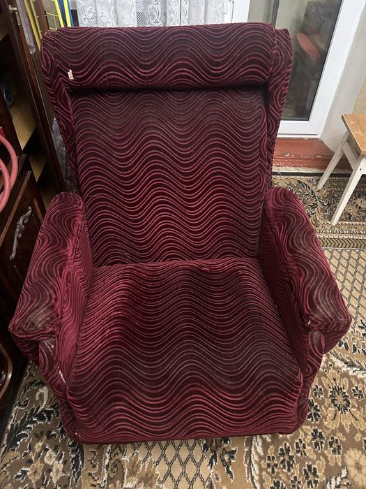 Отдам бесплатно  2 кресла