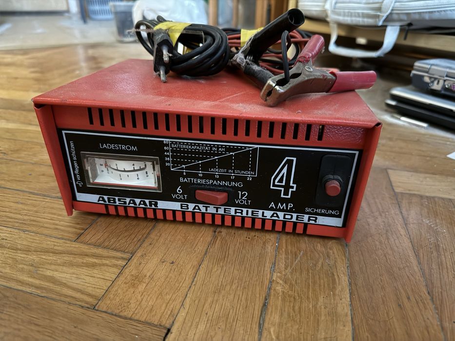 Prostownik ABSAAR 4A (6V/12V)