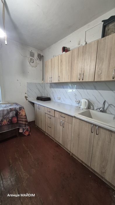 Продаж будинку в селі Віхове.
