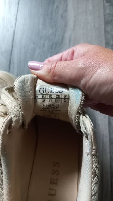 Buty na platformie guess 36