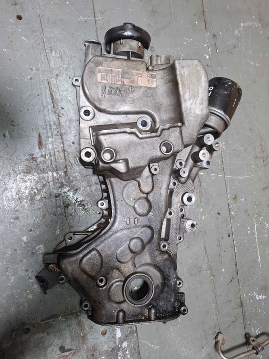 obudowa pokrywa rozrządu audi seat skoda vw 1.4 tsi 211BF