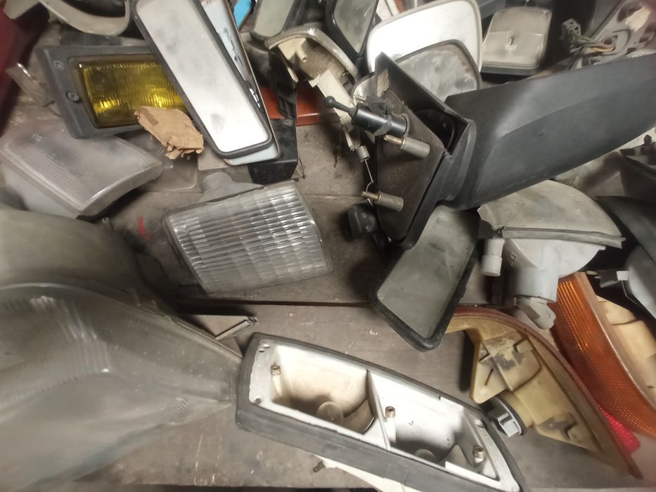 Lote de ópticas e lâmpadas antigas
