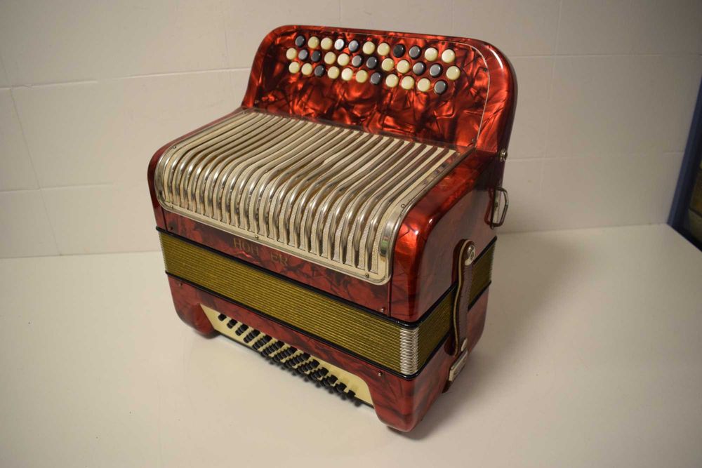 Hohner Amati Accordion, 2-Row, 48 Bass, No. 0664174400057729122