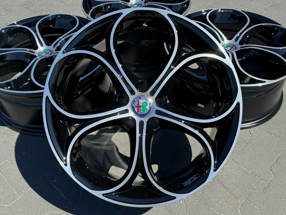 ALFA ROMEO STELVIO felgi aluminiowe 20'' 5X110 8,5J GMP ITALIA DRAKE czarny poler