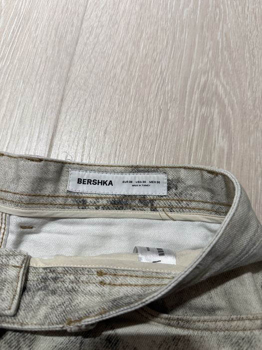 Джинси bershka 38 розмір