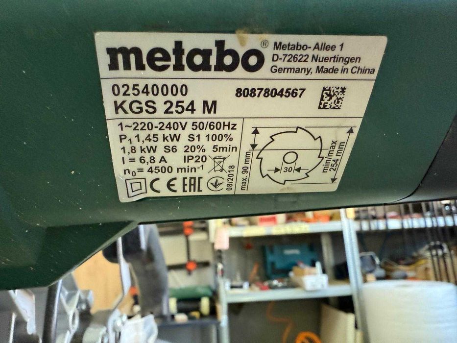 ukośnica Metabo KGS 254M