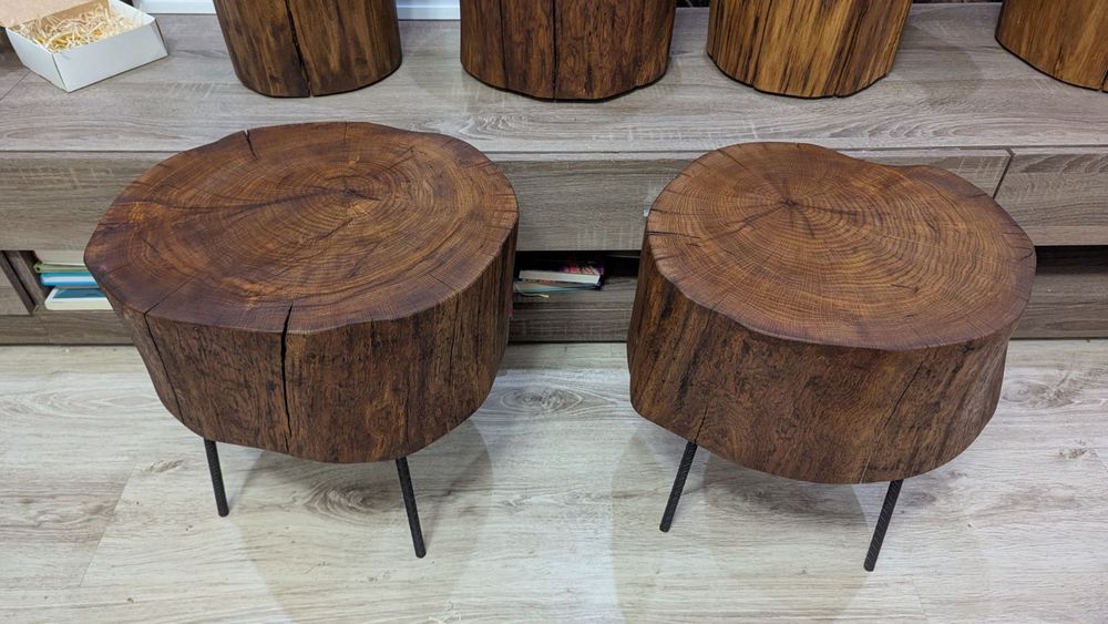 Столик стілець пеньок