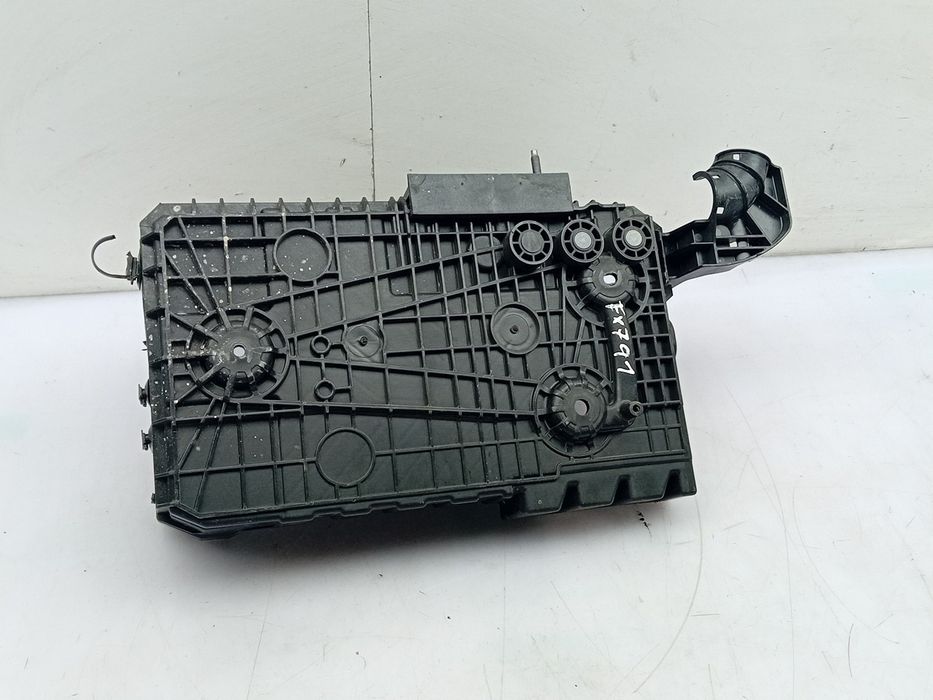 Base / caixa da bateria OPEL Corsa F