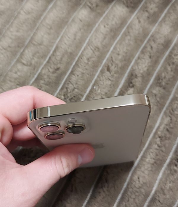 Iphone 12 pro max 128 золотий