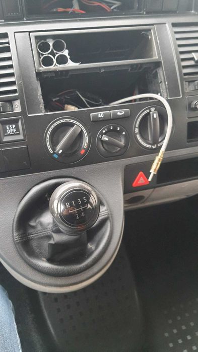 Volkswagen T5 podwójna kabina 5 miejsc, 1.9 TDI