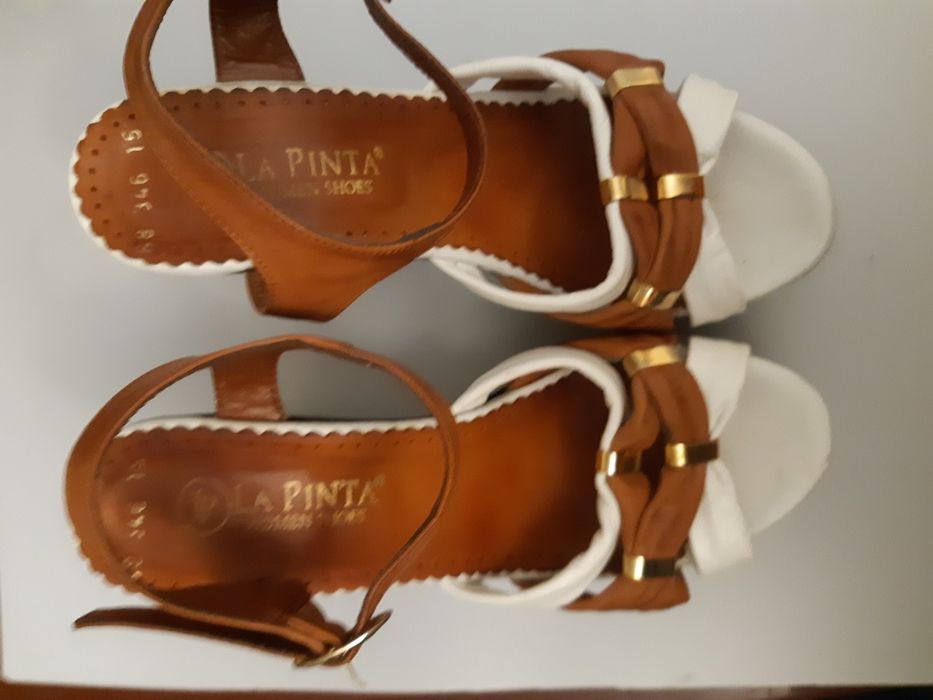 Босоножки LA PINTA