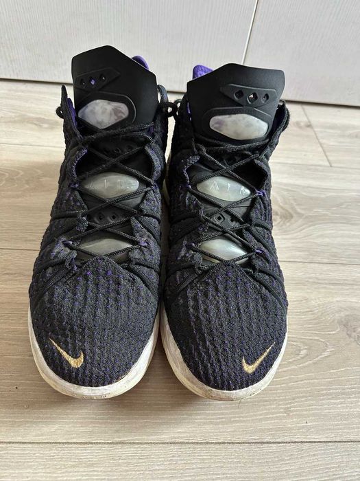 nike lebron 18 - купити чоловіче взуття - Ціна на OLX.ua