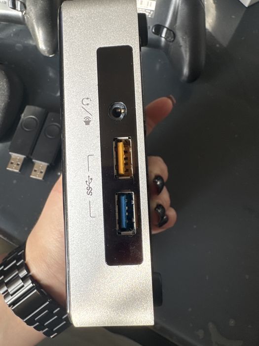 Ігрова консоль Intel NUC+джойстіки EazySMX